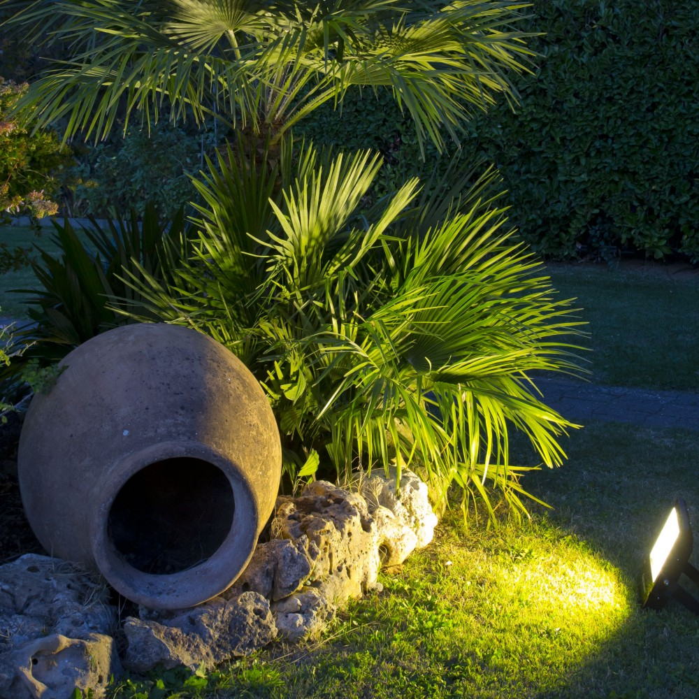 3946 - Projecteur Noir PULSAR 30 - 30W - 3000 lm