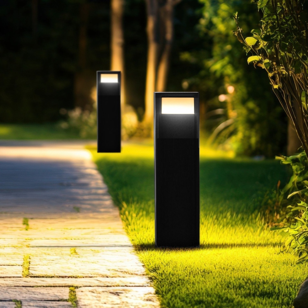 4414 - Borne Noire  16 x 5 x Ht 56cm - Bizauté 2 côté